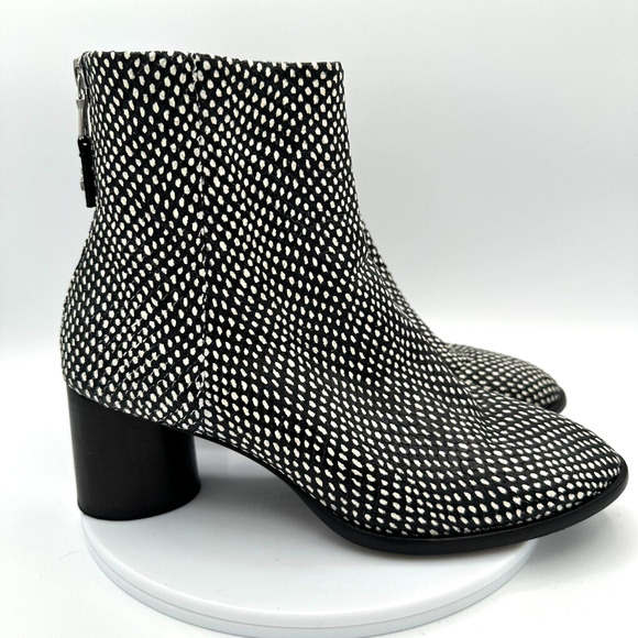 Rag & Bone Fleur Ankle Boots Embossed Leather Womens 37.5 Black White Polka Dots - Picture 6 of 12